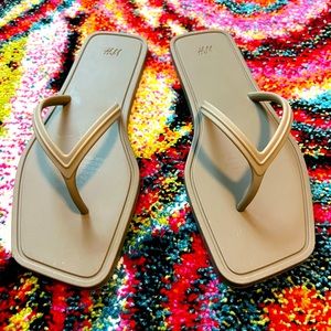 H&M Ladies Taupe Sandals Size 6